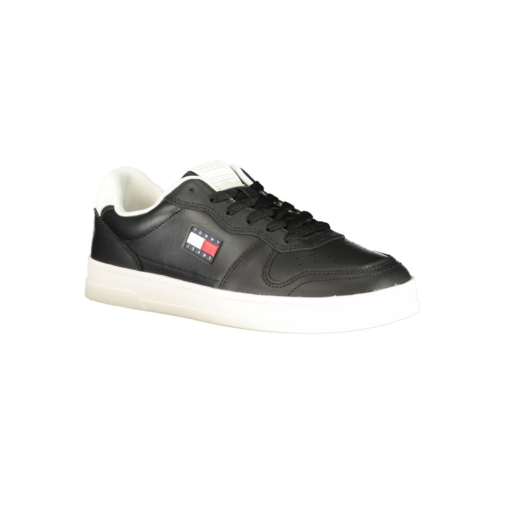 TOMMY HILFIGER - SNEAKERS NOIRES À DÉTAILS BLANCS | COLLEKT PARIS