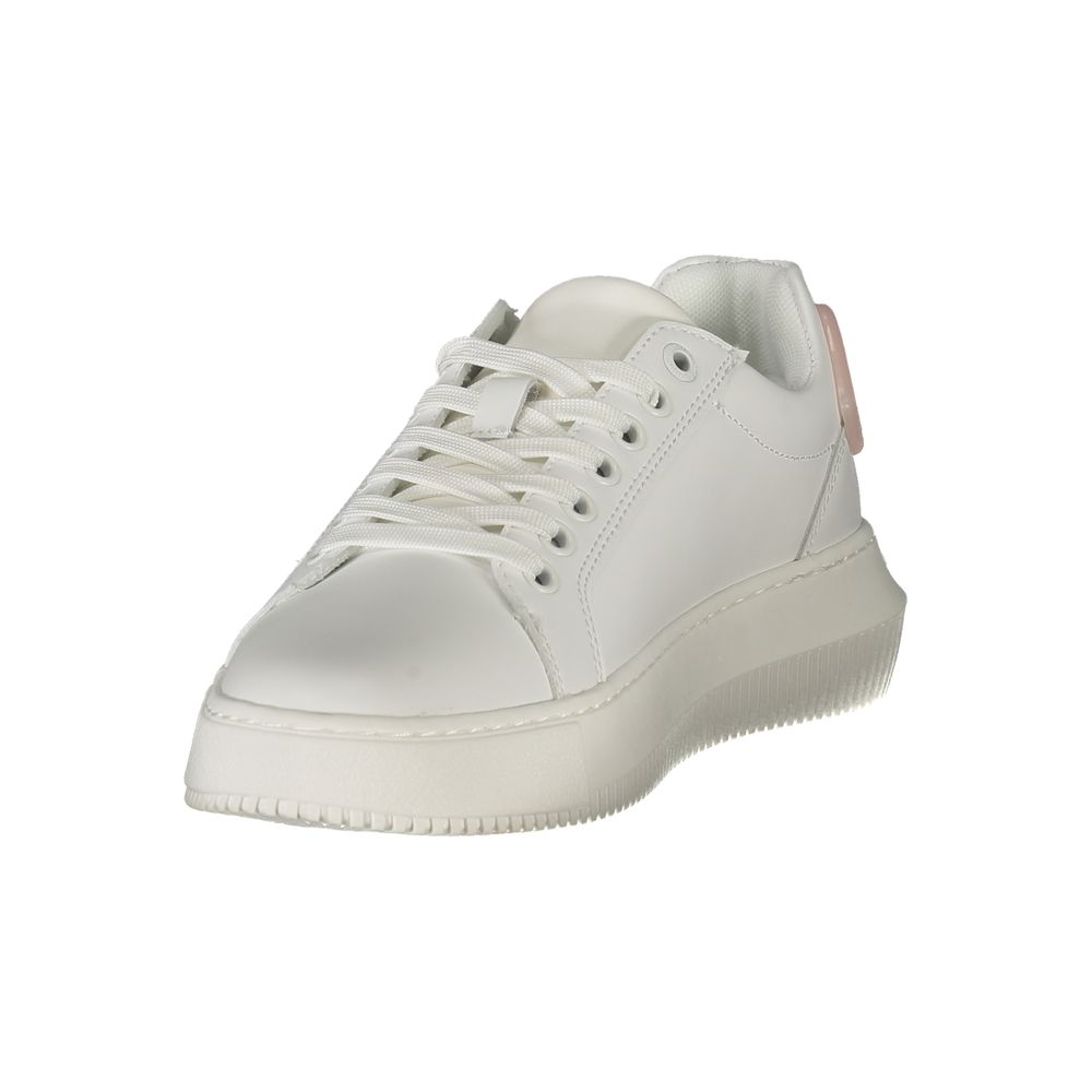 CALVIN KLEIN - SNEAKERS FEMME BLANCHES À DÉTAILS ROSES | COLLEKT PARIS