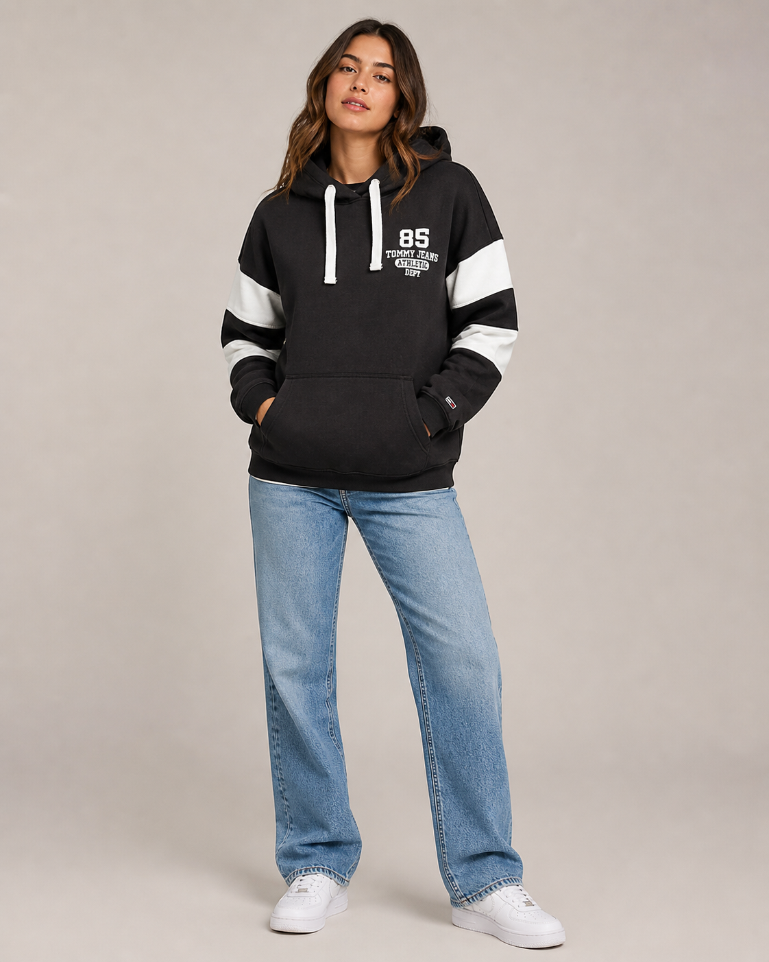 TOMMY HILFIGER - SWEAT À CAPUCHE FEMME NOIR | COLLEKT PARIS