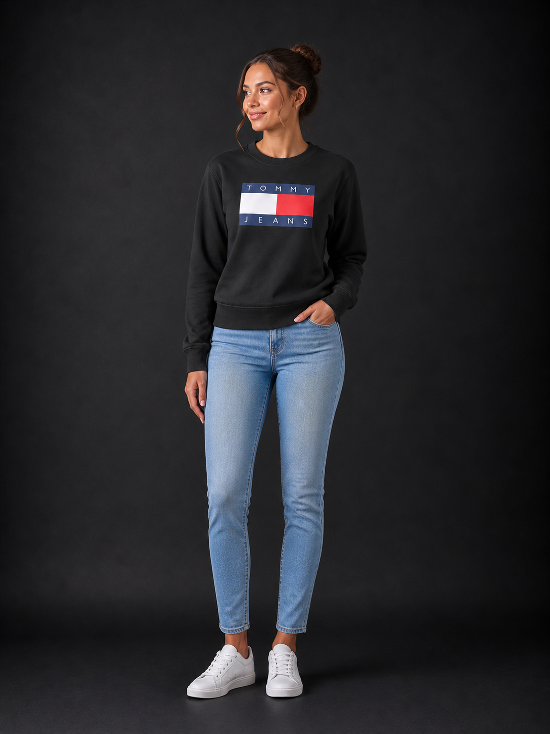TOMMY HILFIGER - SWEAT FEMME NOIR LOGO IMPRIMÉ | COLLEKT PARIS
