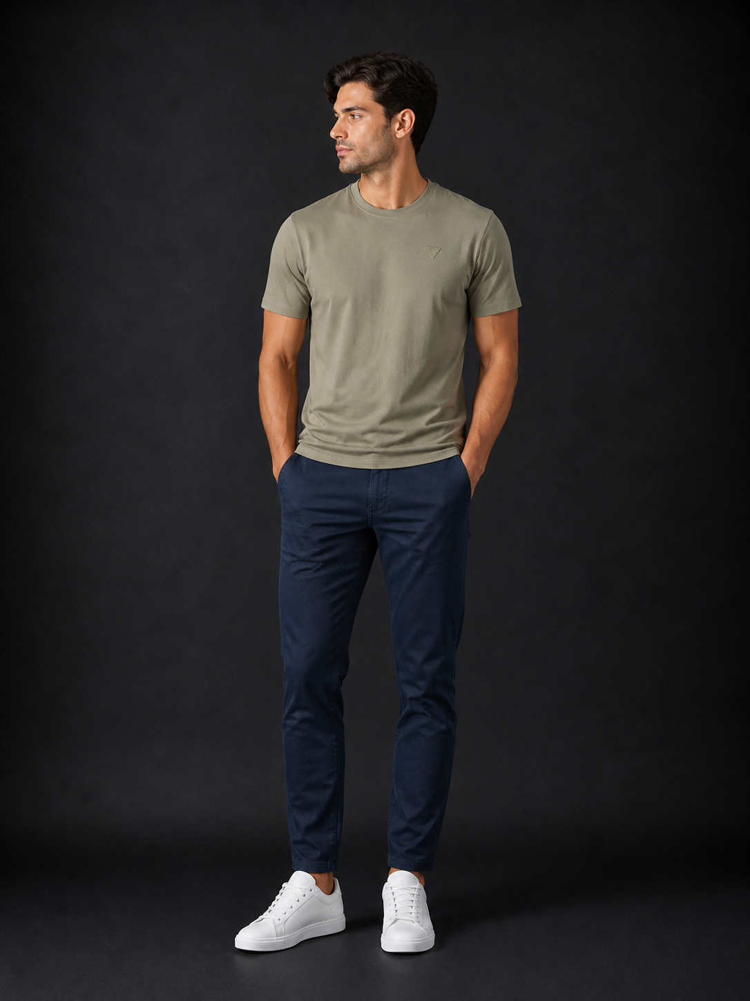 GUESS JEANS - T-SHIRT HOMME VERT LOGO APPLIQUÉ | COLLEKT PARIS