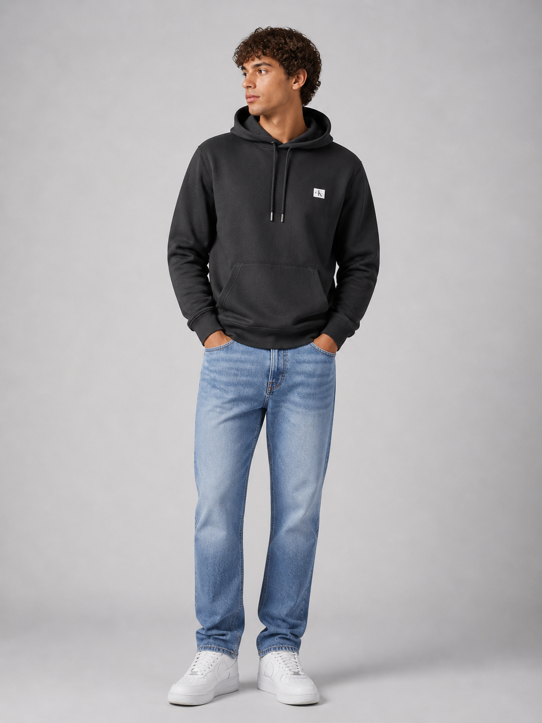CALVIN KLEIN - SWEAT À CAPUCHE HOMME NOIR | COLLEKT PARIS